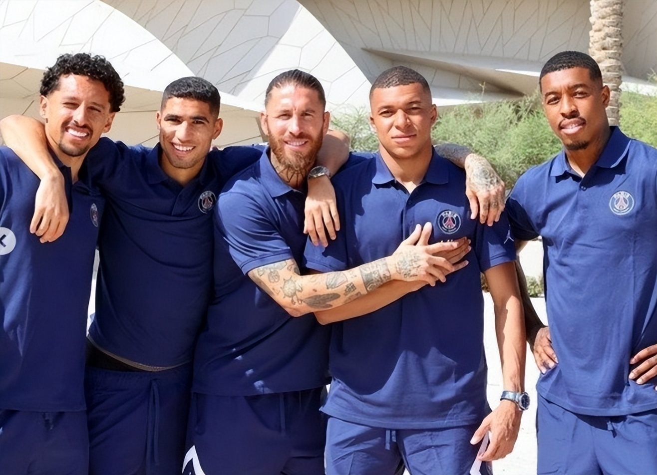 牢握在